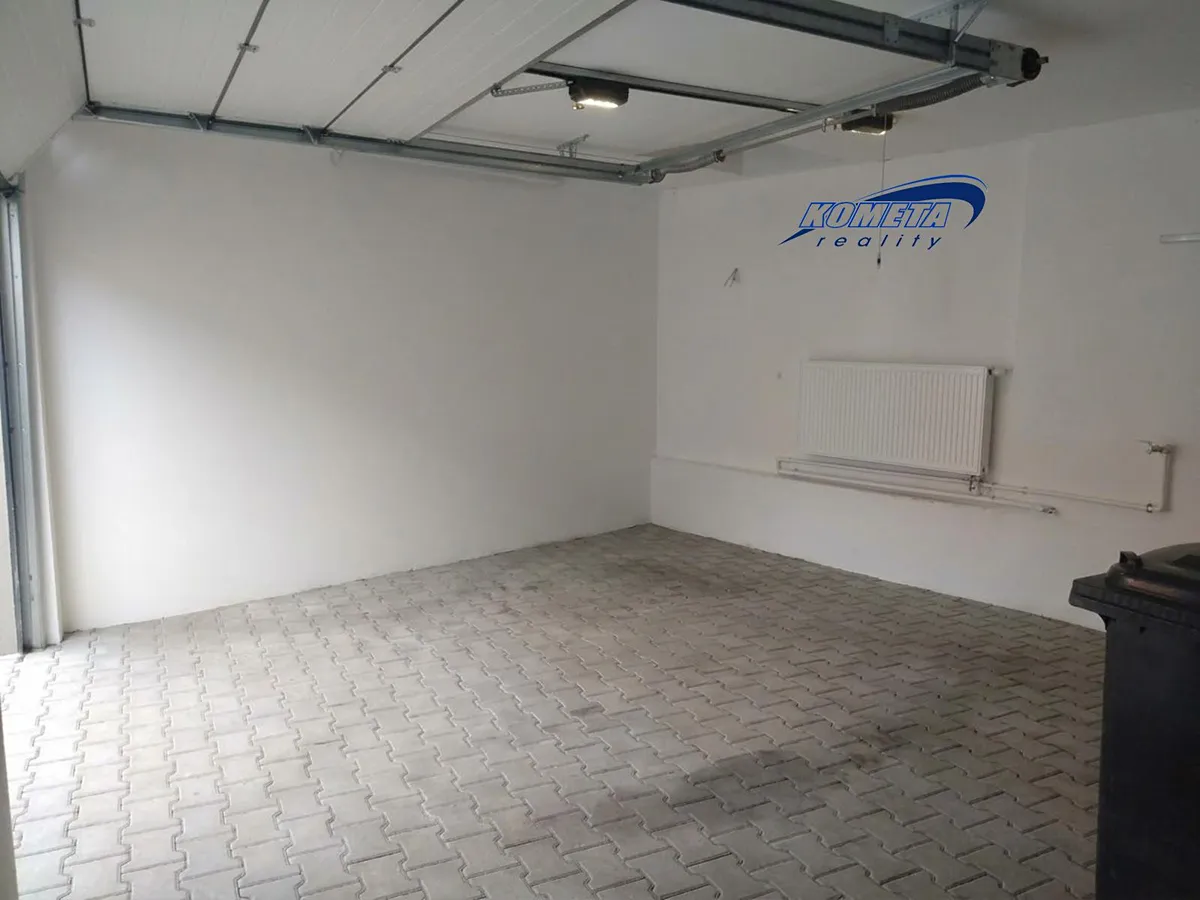 Pronájem skladového prostoru 32 m²